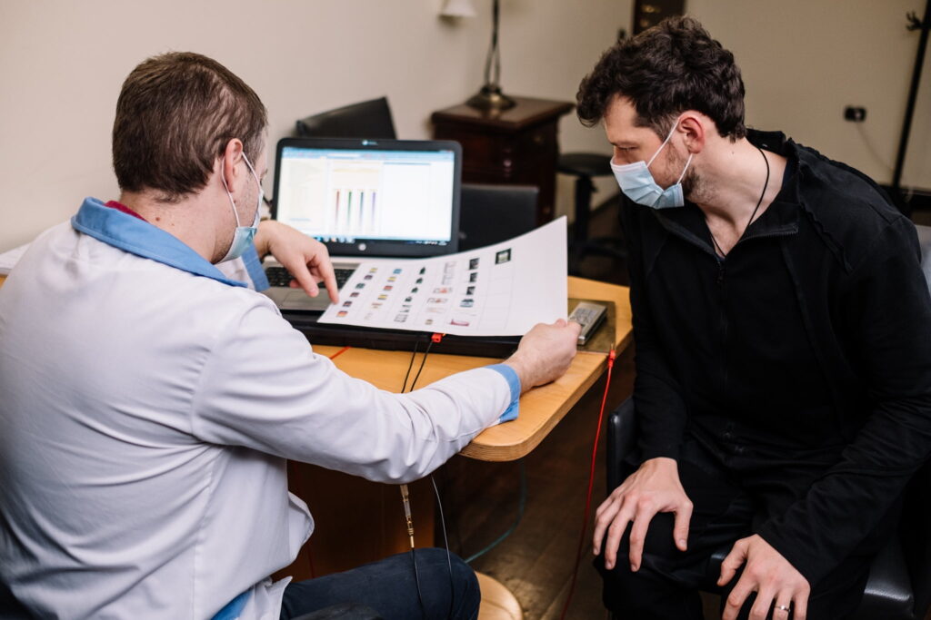 sănătate Evaluarea Bioelectromagnetică - Analiza Avansată a Sănătății cu Tehnologie de Vârf